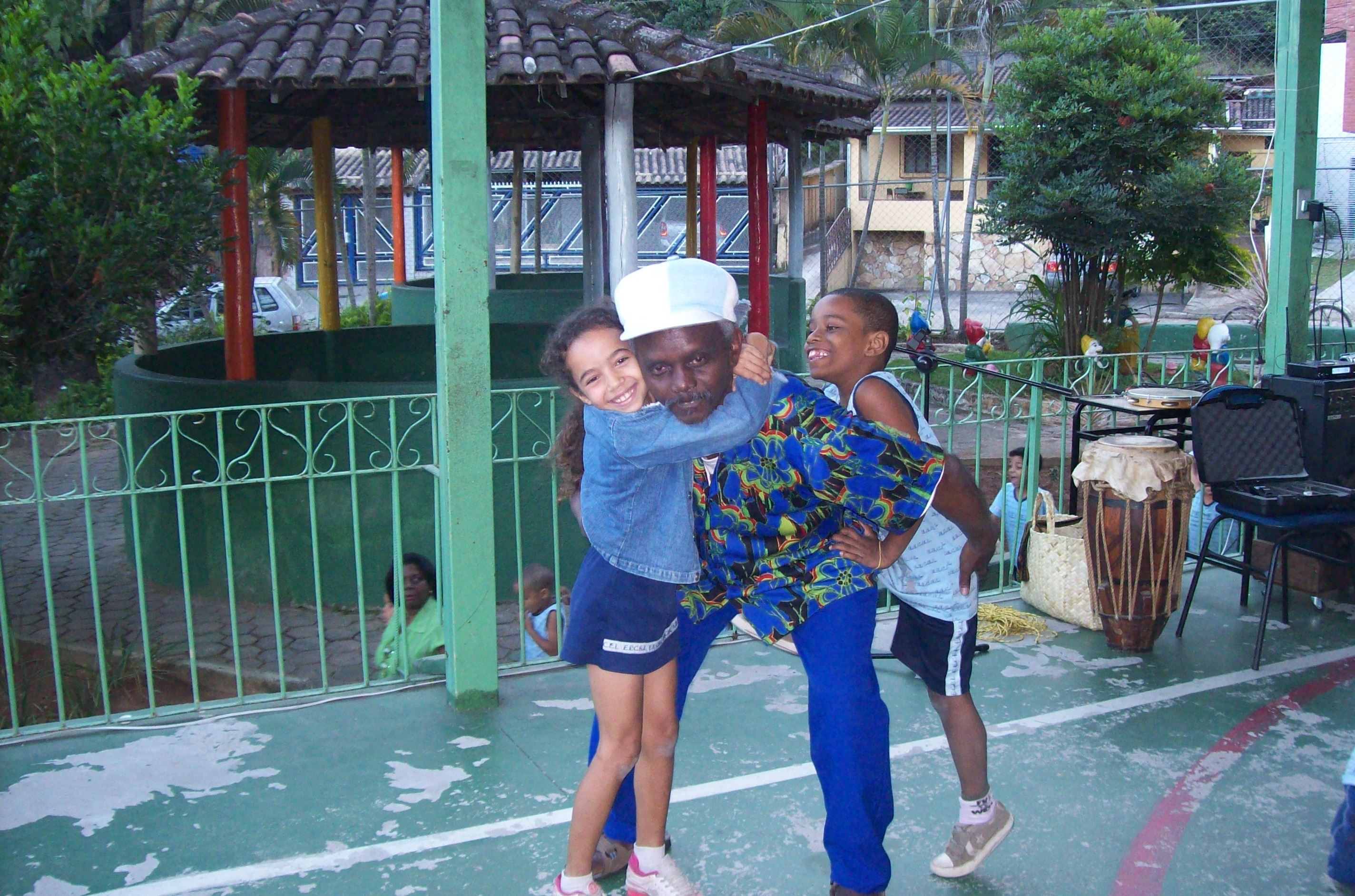 Mestre Moa do Katendê: O triste e covarde fim de um capoeira. Capoeira Portal Capoeira 1